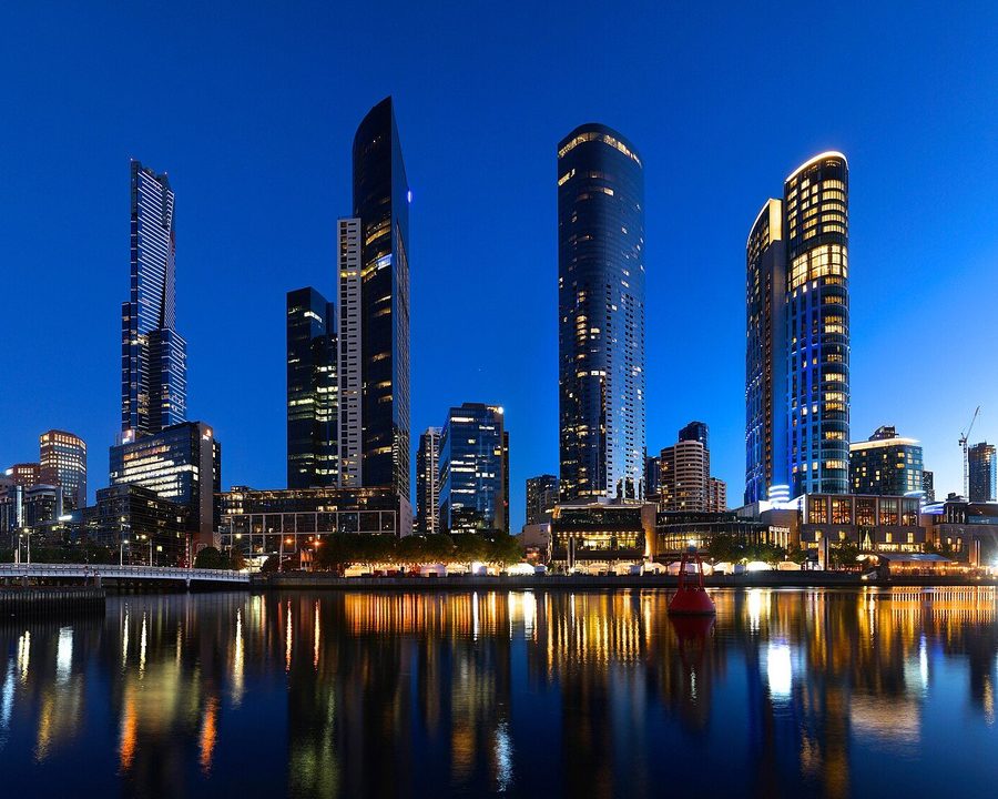 Melbourne Southbank and the Yarra River at dusk